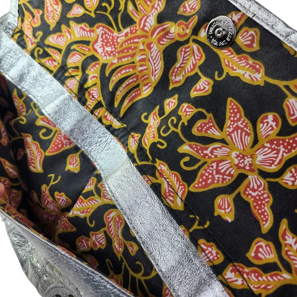 Steve Madden Vegan Silver Metallic Studded Purse Shoulder Bag Y2K Punk Medium - Picture 12 of 16